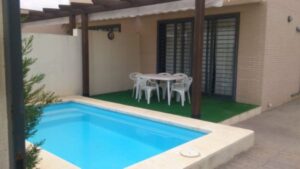 Chalet House en Oliva