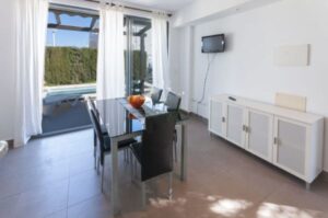 Chalet House en Oliva