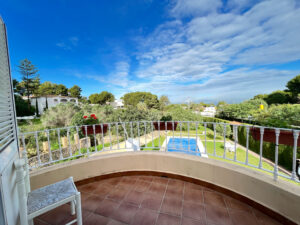 Chalet House en Denia