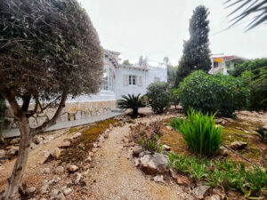 Chalet House en Denia