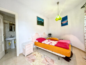 Chalet House en Denia