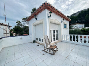 Chalet House en Denia