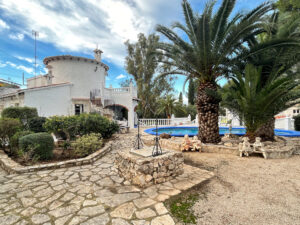 Chalet House en Denia