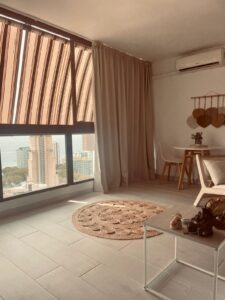 DESLUMBRANTE APARTAMENTO CON VISTAS AL MAR EN BENIDORM