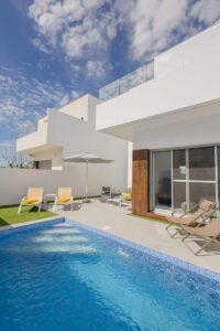 VILLA EN VENTA EN SAN FULGENCIO