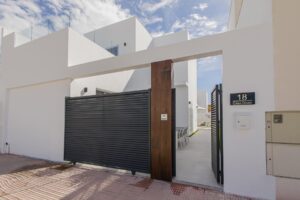 VILLA EN VENTA EN SAN FULGENCIO