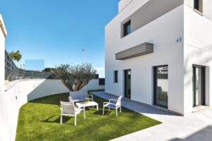 Chalet Independiente en San Miguel de Salinas
